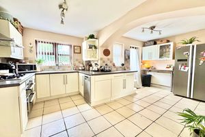 Kitchen- click for photo gallery